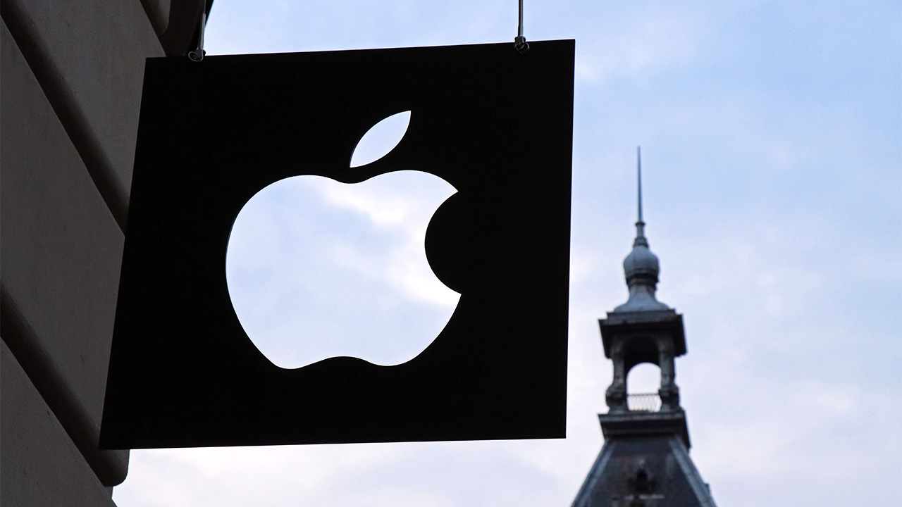 Apple calls UK's Online Safety Bill a "serious threat" to end-to-end encryption featured image